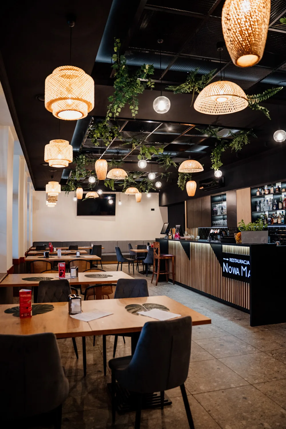 Wnętrze restauracji 