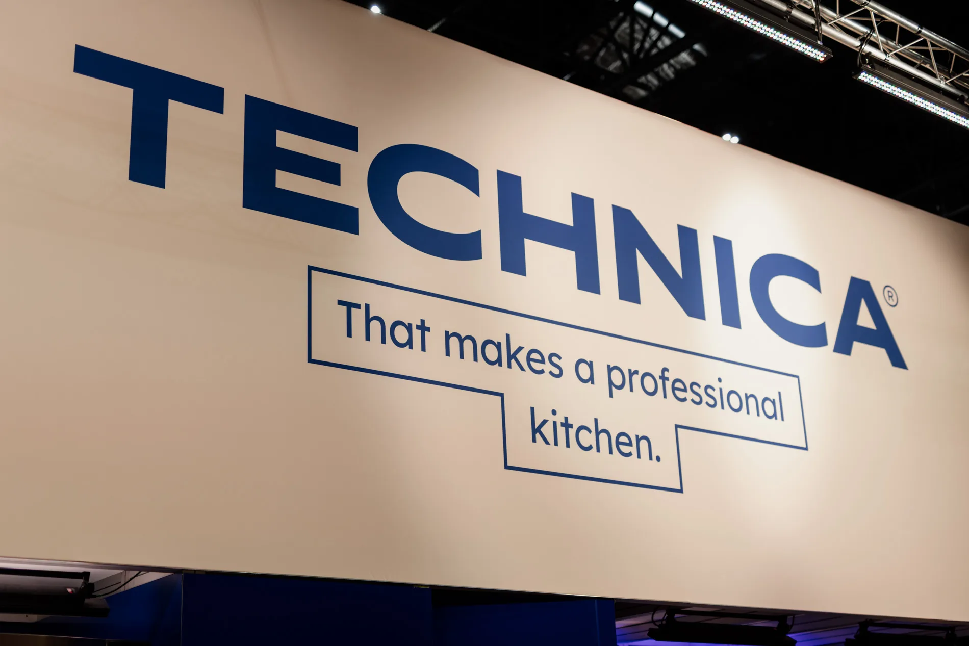 Baner marki Technica.